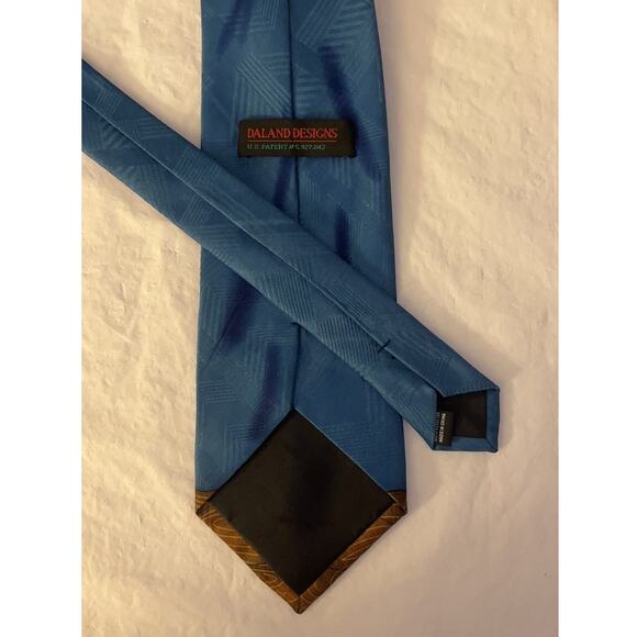 Daland Designs Christmas Tie Santa Necktie (doesn’t Light Up) Blue Red - Picture 6 of 11